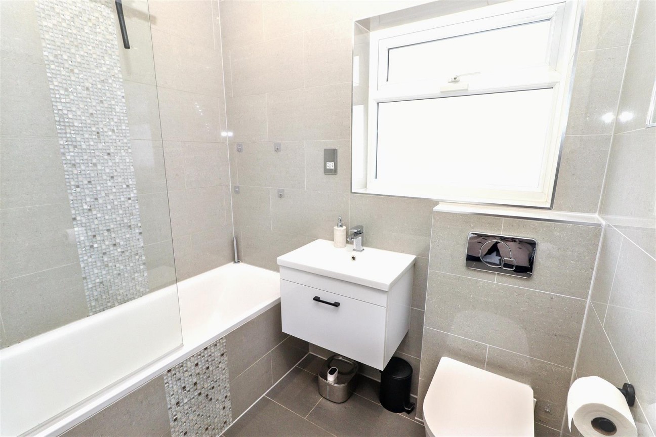 Thornbury Gardens, Borehamwood