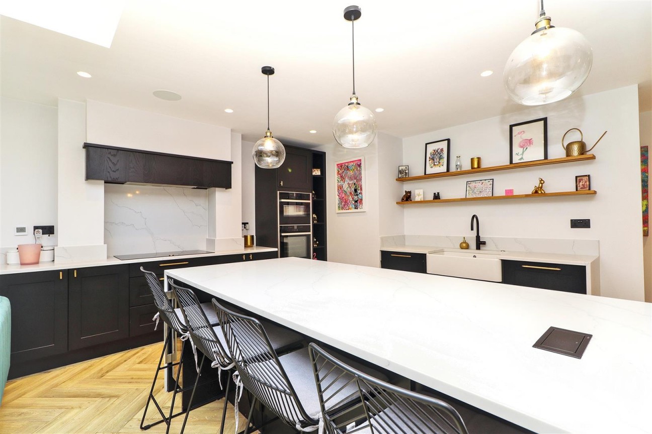 Thornbury Gardens, Borehamwood