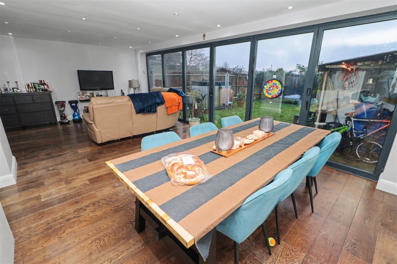 Bullhead Road, Borehamwood