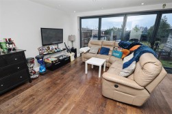 Bullhead Road, Borehamwood