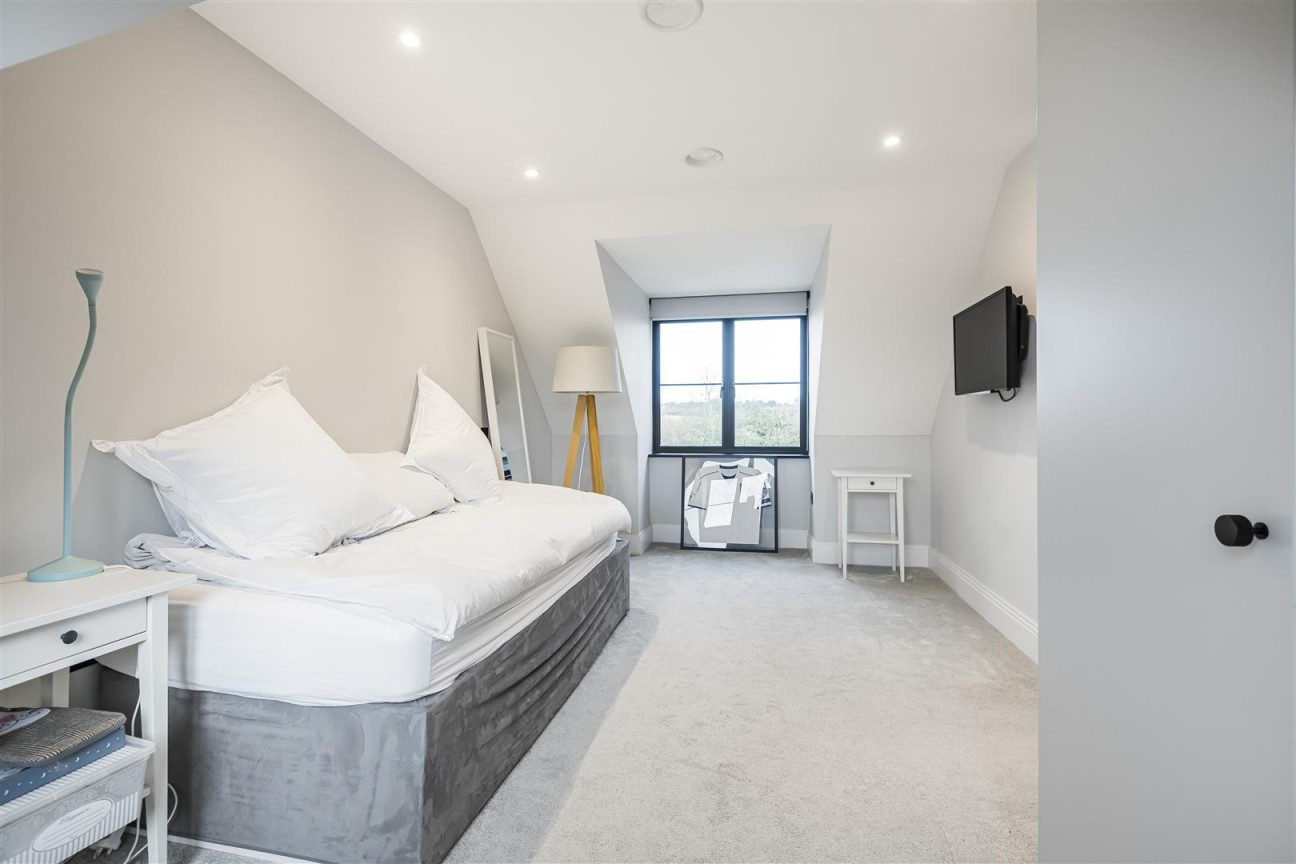 Watersplash Mews, Borehamwood