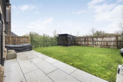 Watersplash Mews, Borehamwood