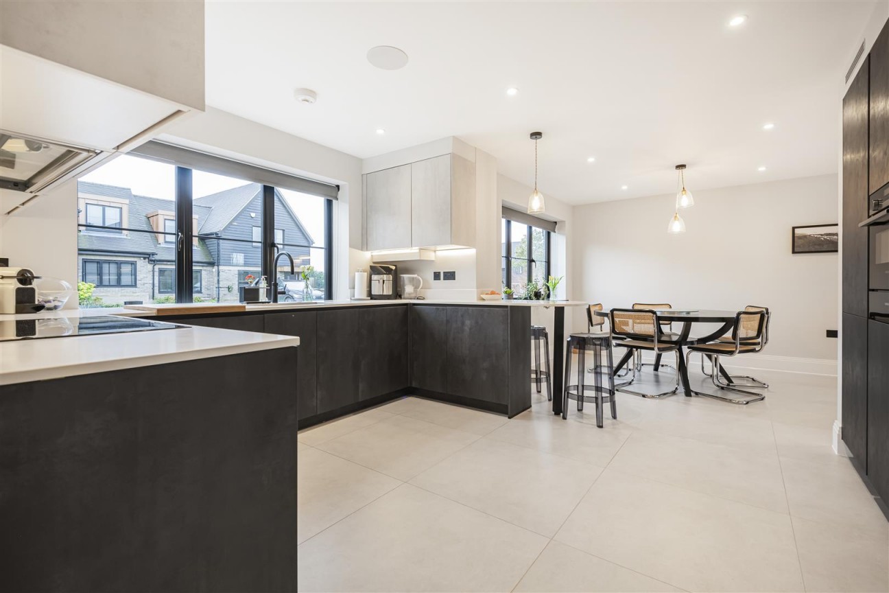 Watersplash Mews, Borehamwood