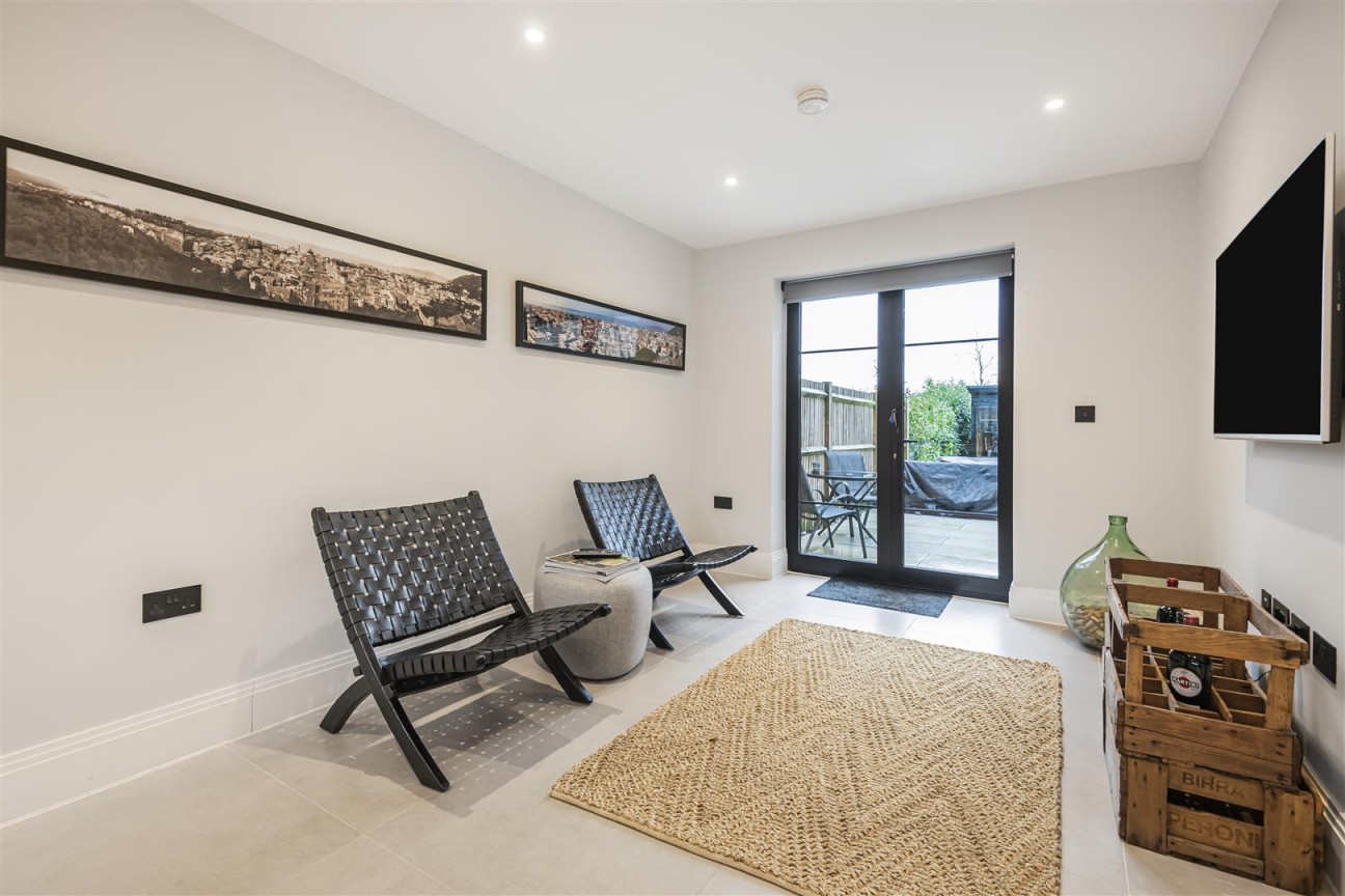 Watersplash Mews, Borehamwood