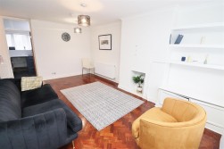 Barnet Lane, Elstree