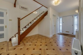 Newberries Avenue, Radlett