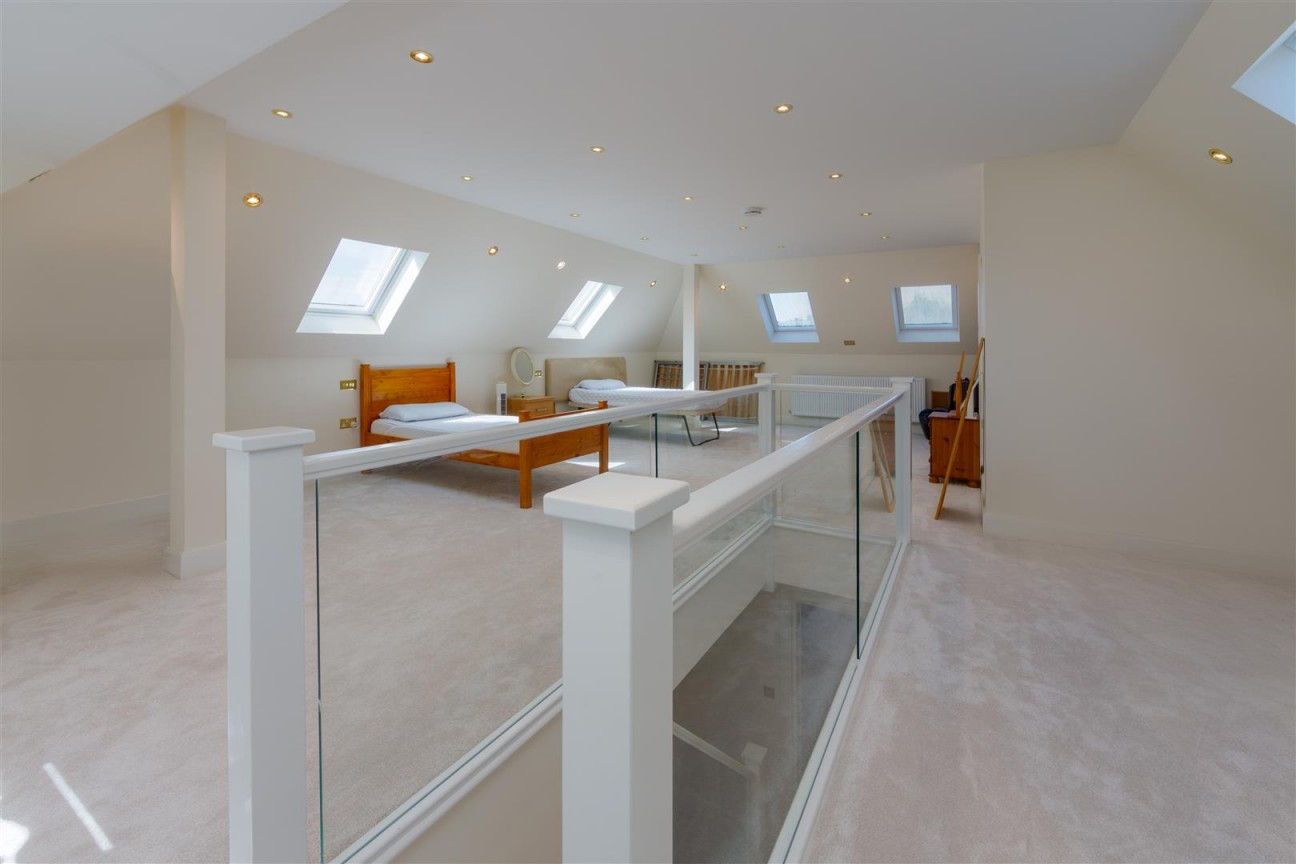 Newberries Avenue, Radlett