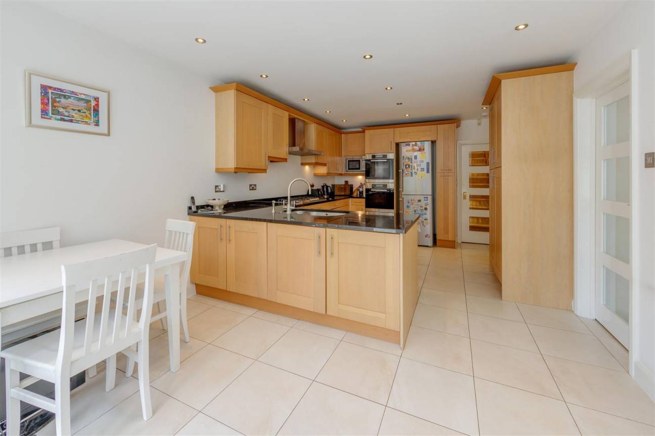 Newberries Avenue, Radlett