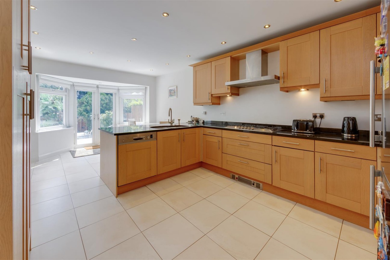 Newberries Avenue, Radlett