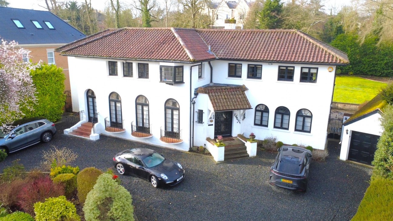 Barham Avenue, Elstree, Borehamwood