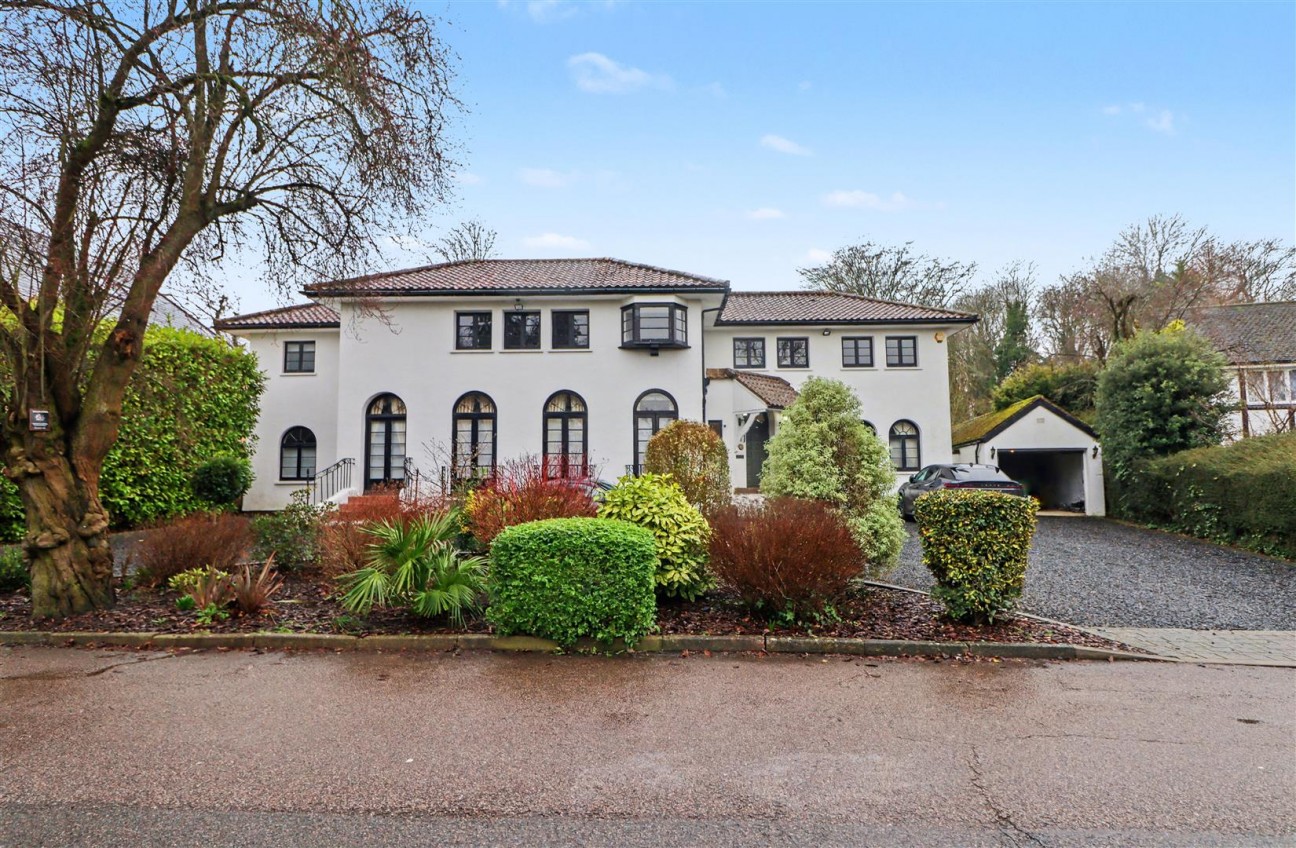 Barham Avenue, Elstree, Borehamwood
