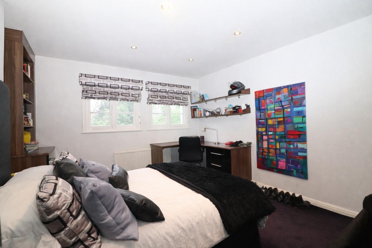 Barham Avenue, Elstree, Borehamwood