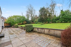 Barham Avenue, Elstree, Borehamwood