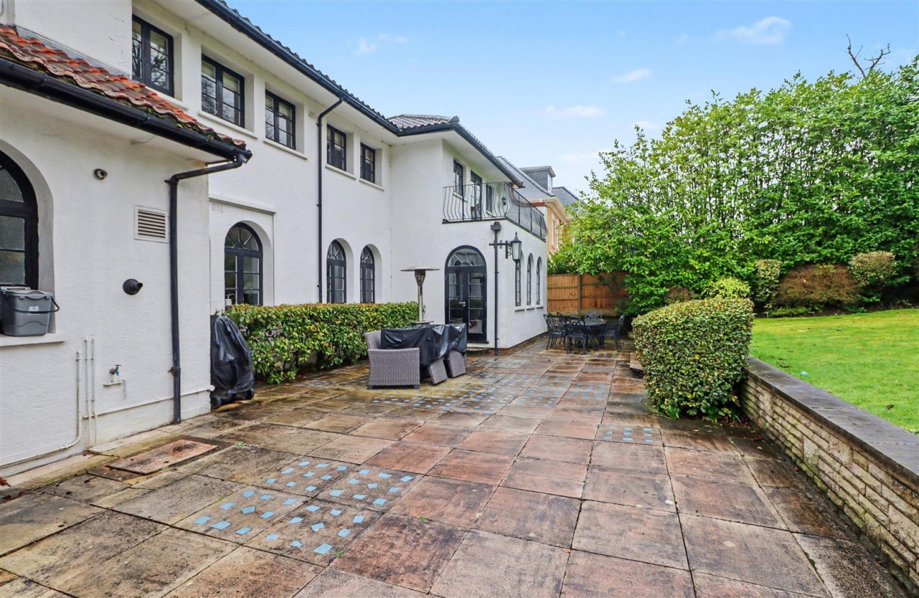 Barham Avenue, Elstree, Borehamwood