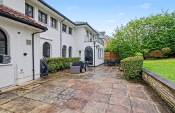 Barham Avenue, Elstree, Borehamwood