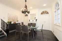 Barham Avenue, Elstree, Borehamwood