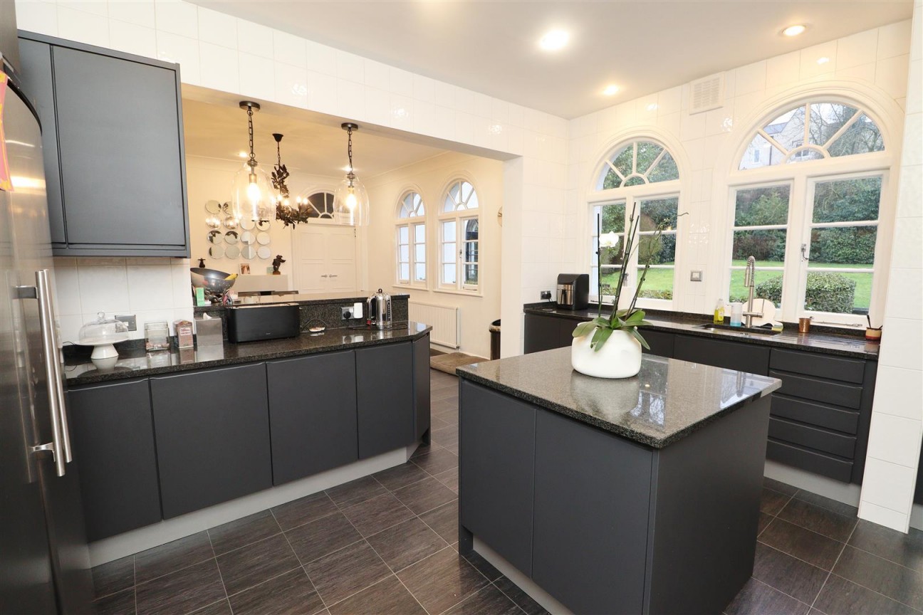 Barham Avenue, Elstree, Borehamwood
