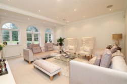 Barham Avenue, Elstree, Borehamwood