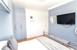 Oddesey Road, Borehamwood