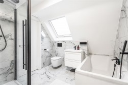 Oakridge Avenue, Radlett