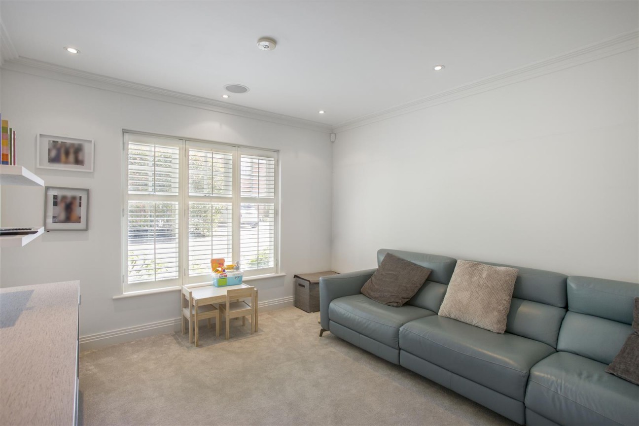 Holbrook Gardens, Aldenham