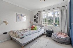 Morgan Gardens, Aldenham