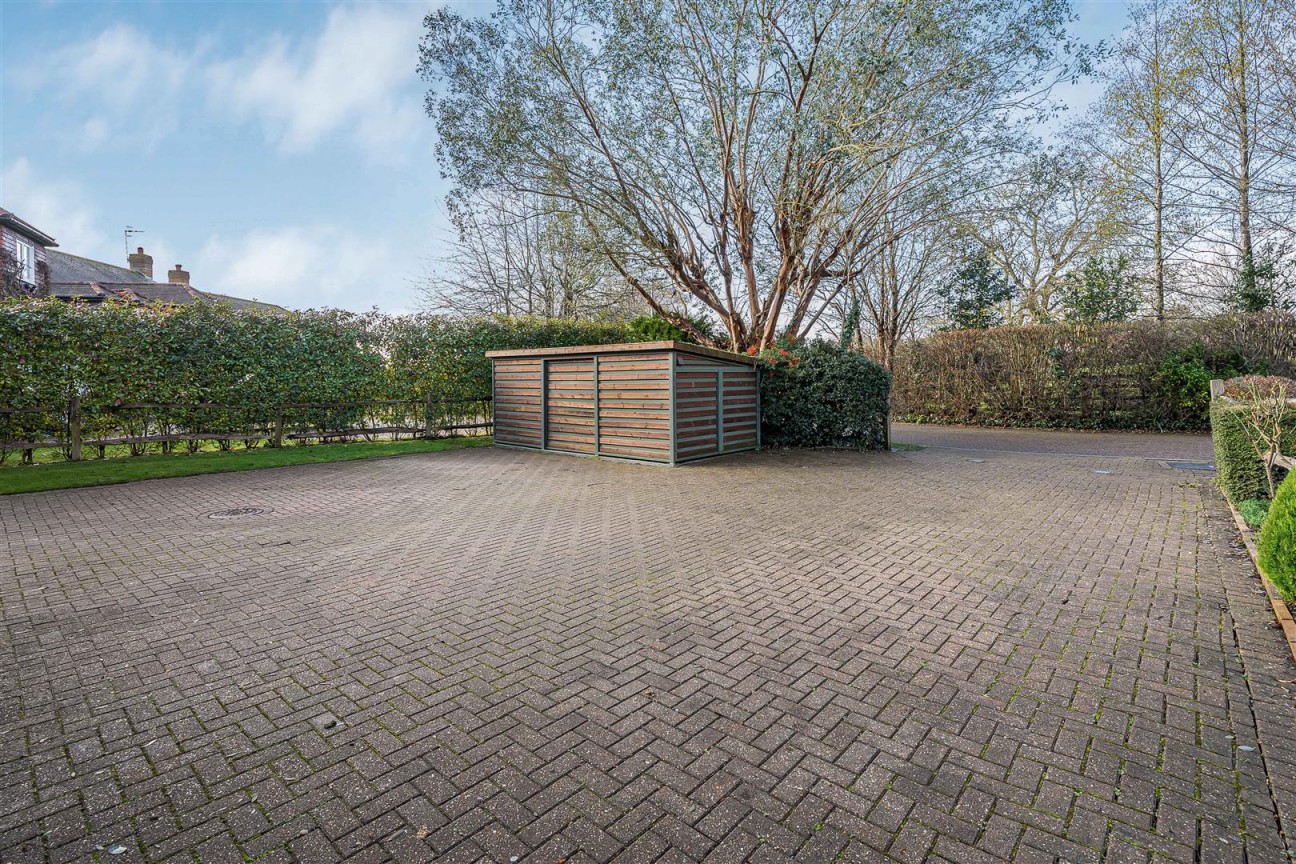 Morgan Gardens, Aldenham