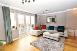 Chaucer Grove, Borehamwood