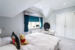 Chaucer Grove, Borehamwood