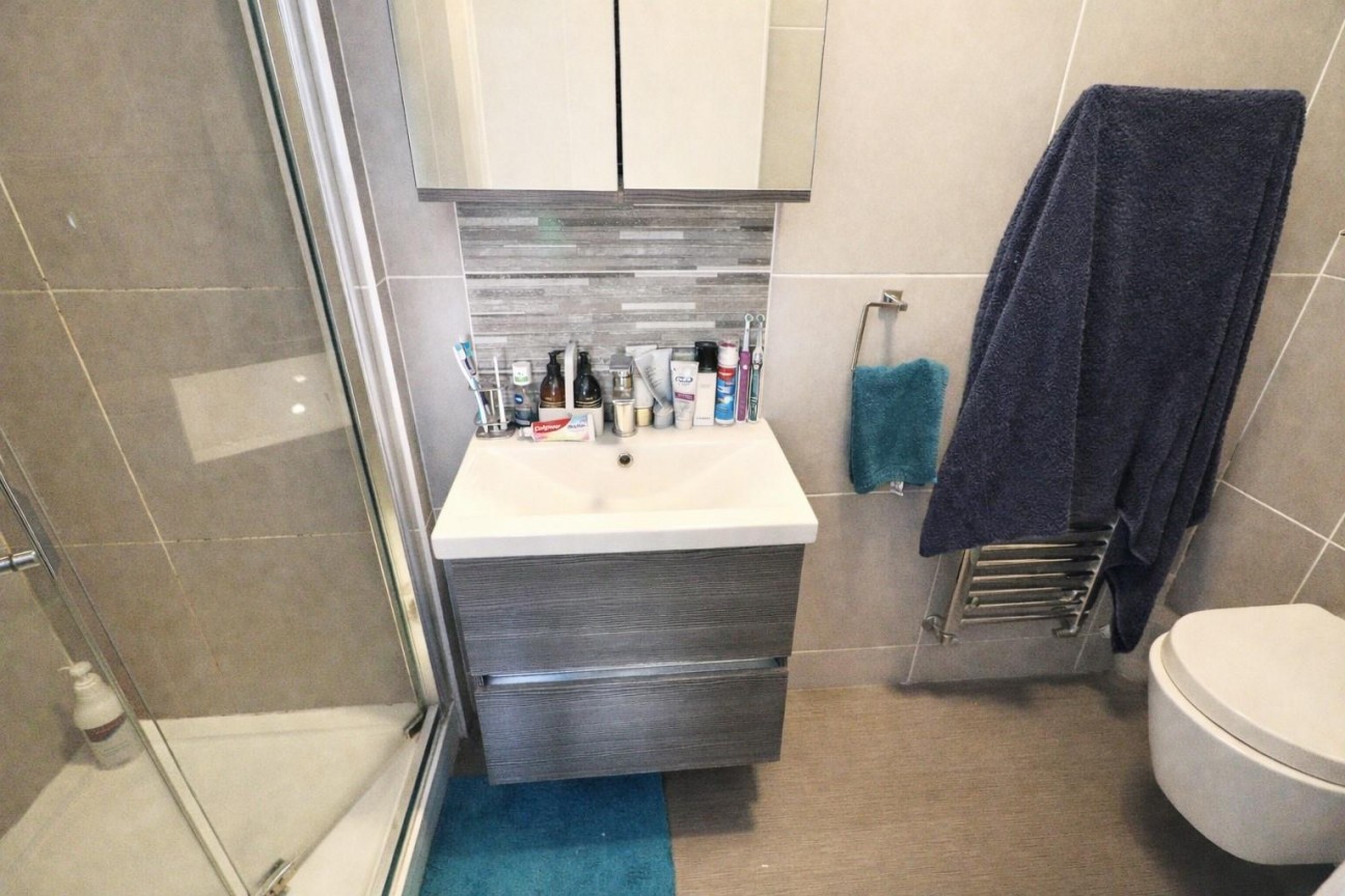 Chaucer Grove, Borehamwood