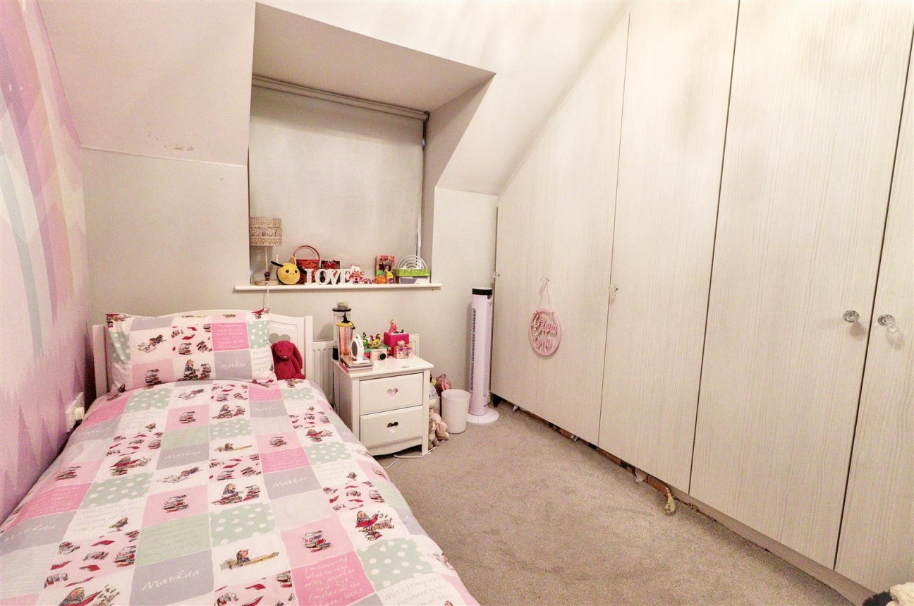 Chaucer Grove, Borehamwood