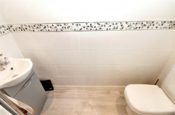 Chaucer Grove, Borehamwood