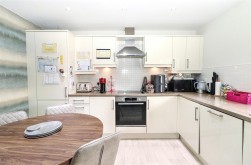 Chaucer Grove, Borehamwood