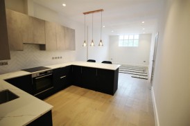 Watling Street, Radlett