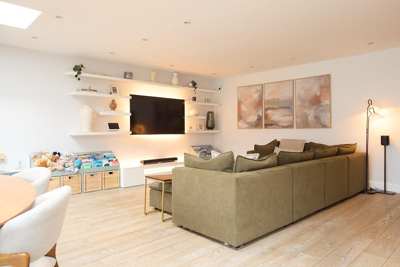 Theobald Street, Borehamwood