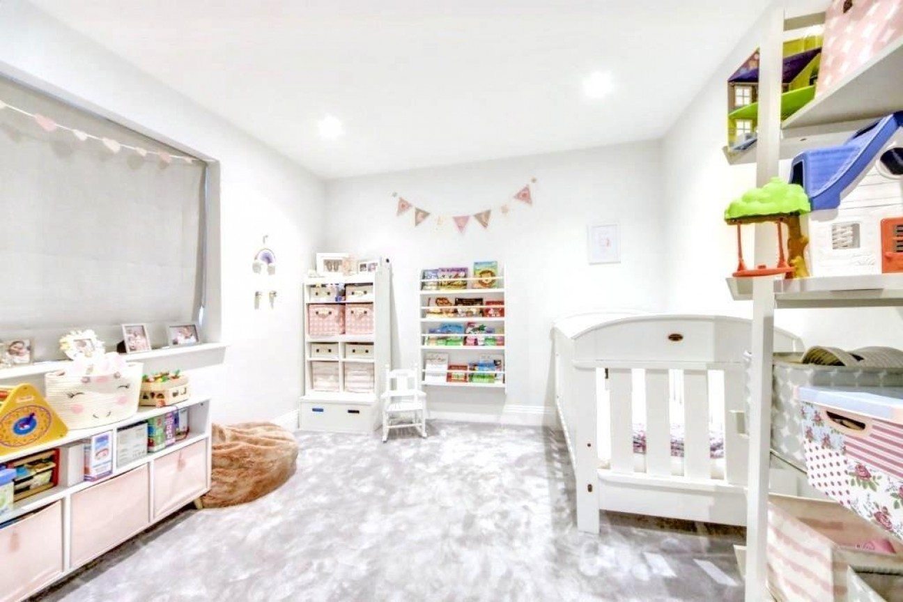 Bridle Close, Borehamwood