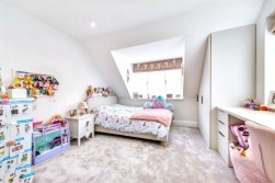 Bridle Close, Borehamwood