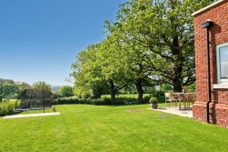 Bridle Close, Borehamwood