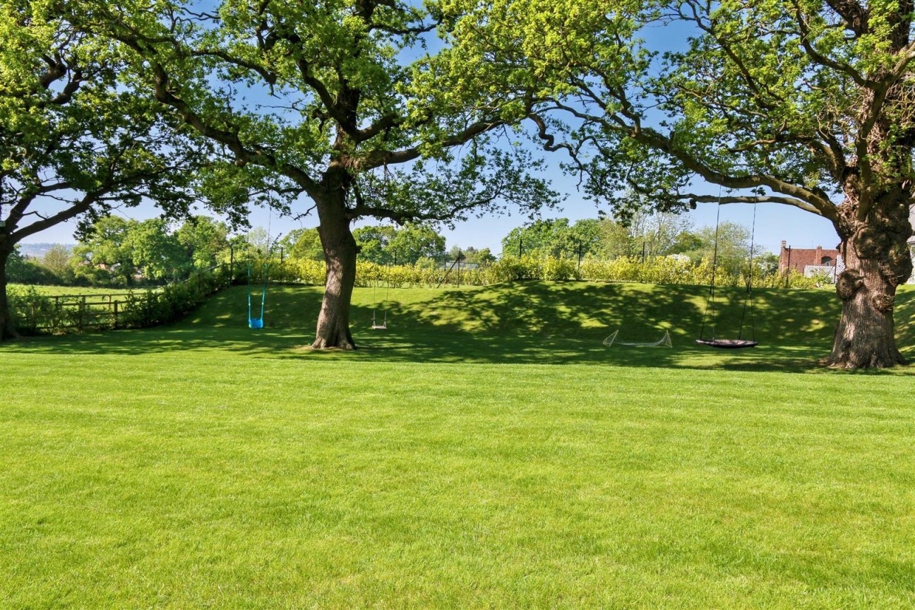 Bridle Close, Borehamwood