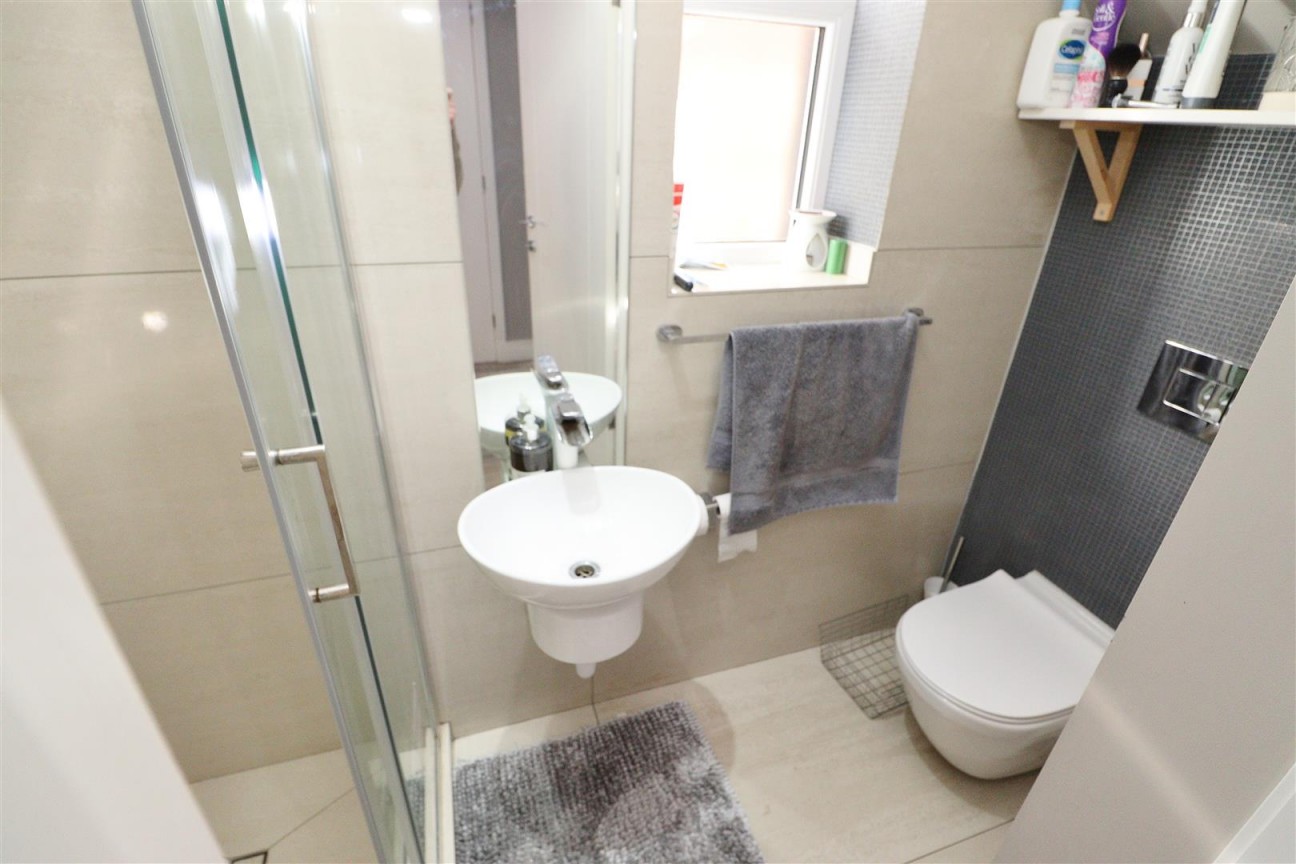 Stanborough Avenue, Borehamwood