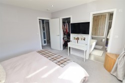 Stanborough Avenue, Borehamwood