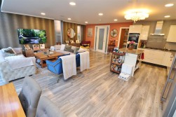 Stanborough Avenue, Borehamwood