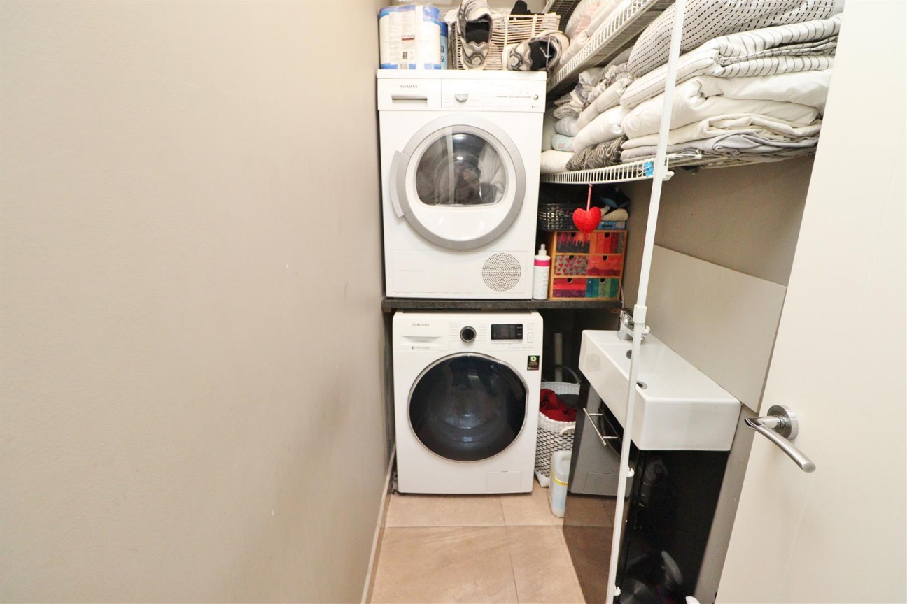 Stanborough Avenue, Borehamwood