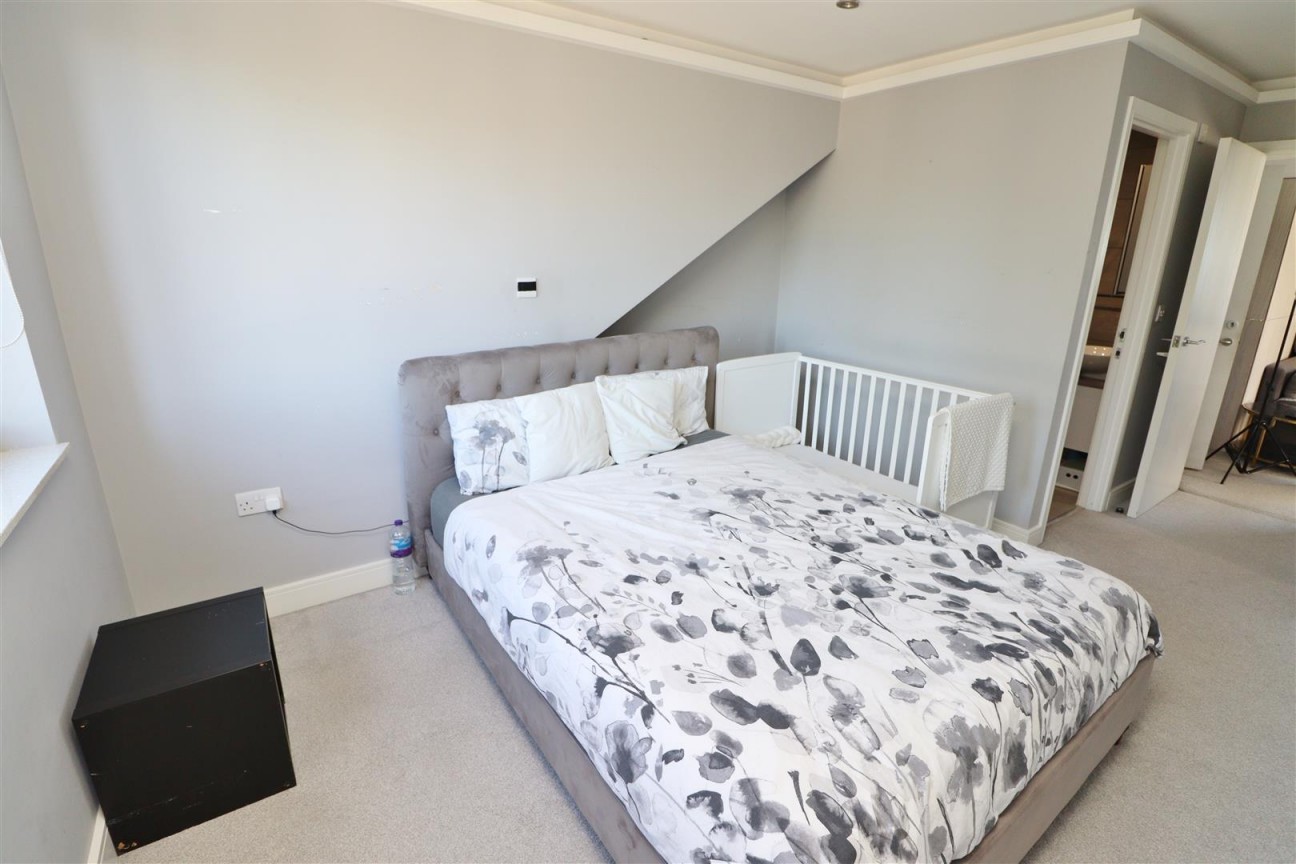 Stanborough Avenue, Borehamwood