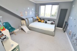 Stanborough Avenue, Borehamwood