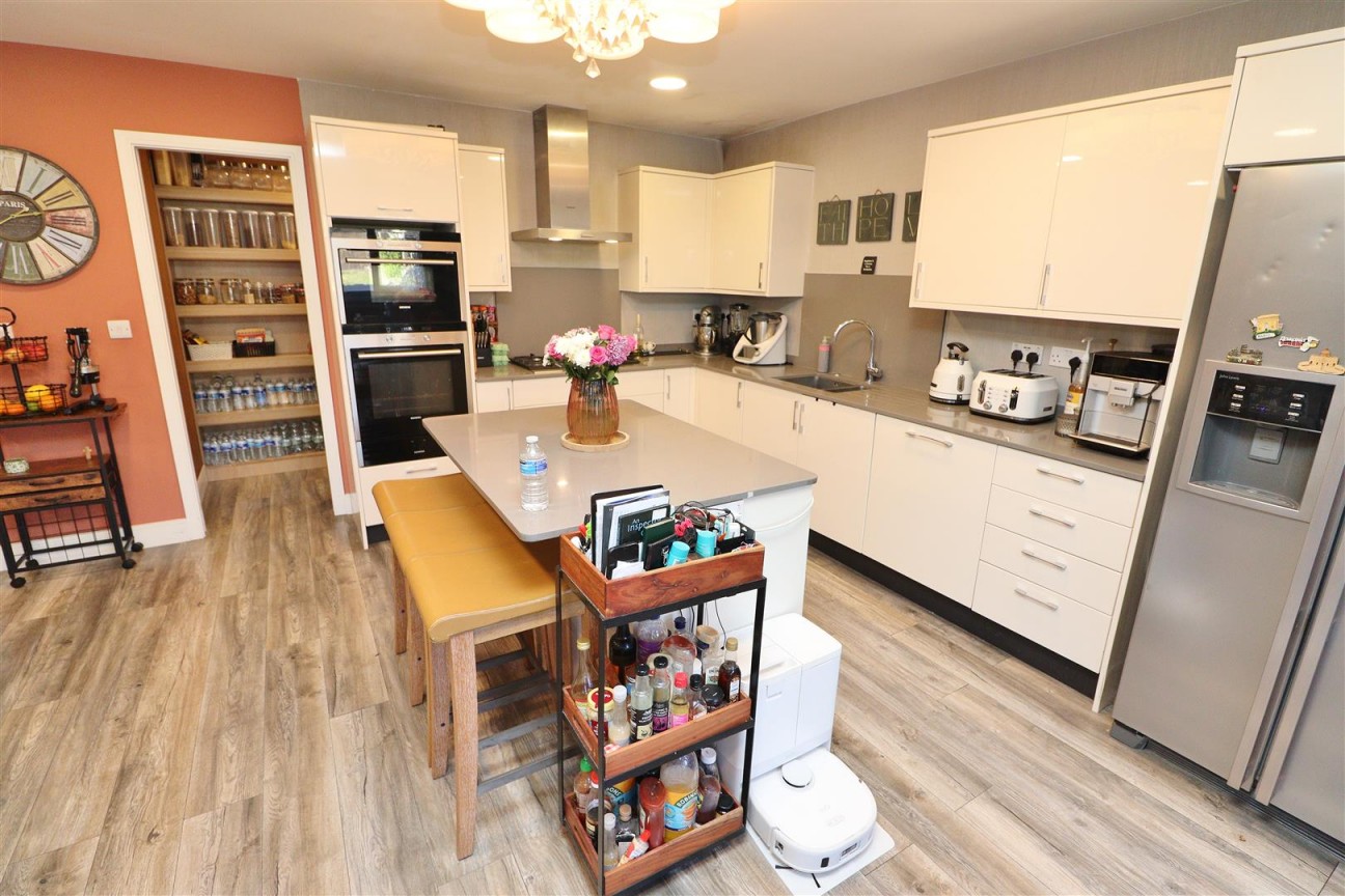 Stanborough Avenue, Borehamwood