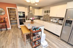 Stanborough Avenue, Borehamwood