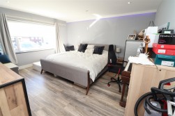 Stanborough Avenue, Borehamwood