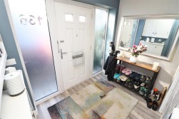 Stanborough Avenue, Borehamwood