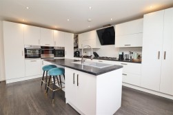 Ashley Drive, Borehamwood